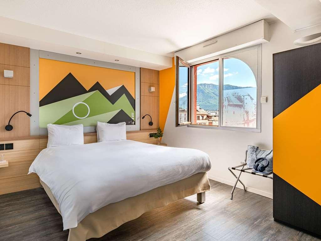 Ibis Styles Annecy Centre Gare Hotell Rum bild