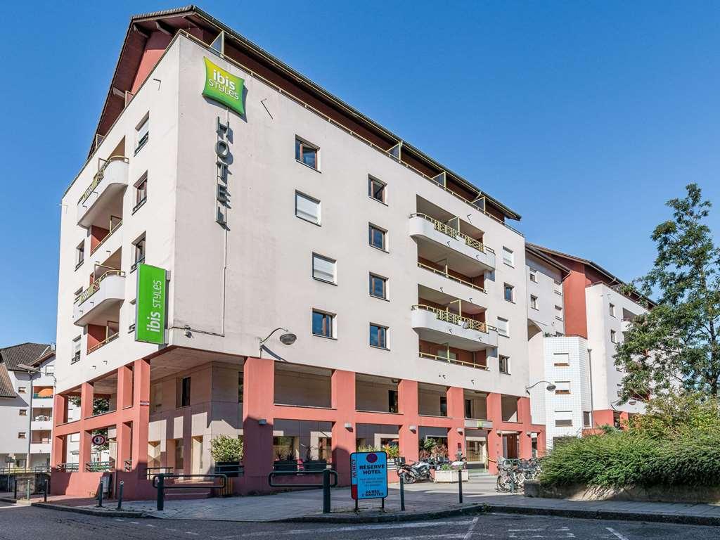 Ibis Styles Annecy Centre Gare Hotell Exteriör bild